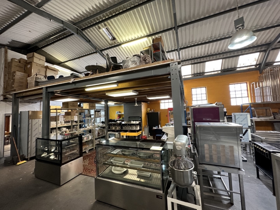 To Let Commercial Property for Rent in Woodstock Western Cape